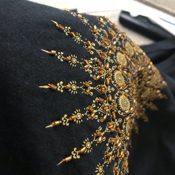 100% cotton and hand made bead, perfect condition. - Picture 3 of 3